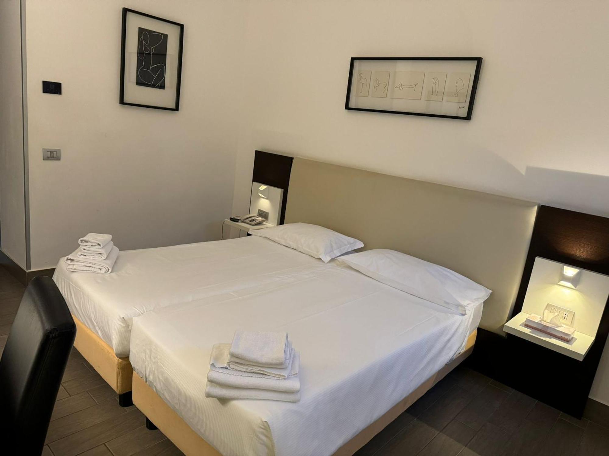 Double Room Pool Access,1574696306:JPEG